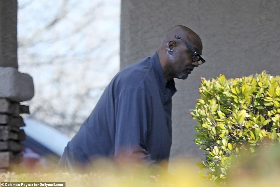 Kobe Bryant's Father In Trauma. 3 » Tech And Scholarship Updates