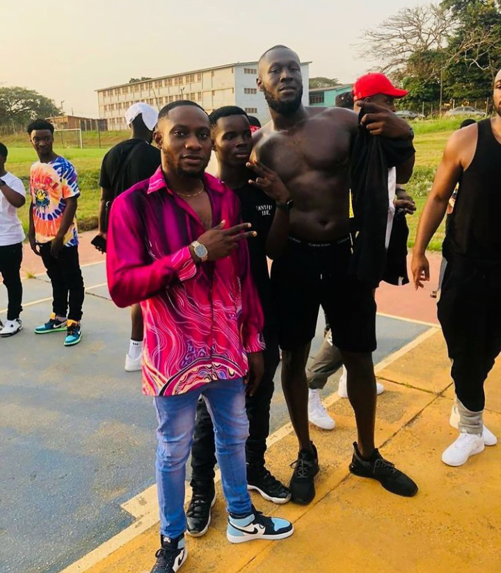 +video: American Rapper Stormzy Goes Kumerican Way In Video Shoot With Yaw Tog And Kwesi Arthur 1 » Tech And Scholarship Updates