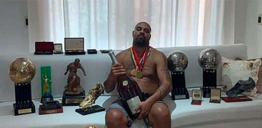 Ex Footballer Adriano Sells His Mansion, Moves Into A Hotel With His Medals