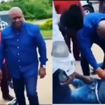 Video Of Former President Mahama Performing First Aid On Accident Victims